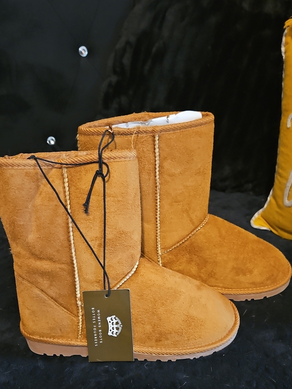 Womens Classic Brown Suede Winter Boots